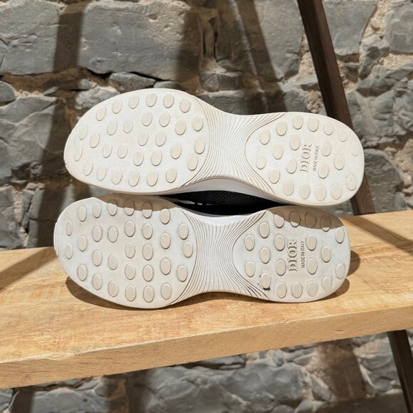 Dior B25 Black Mesh Logo Sneakers - Picture 7 of 13